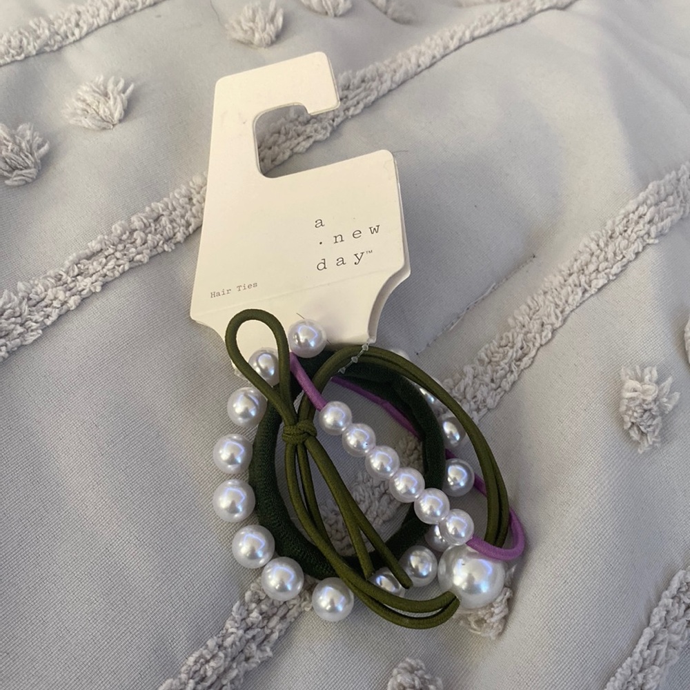 Pearl Hairties